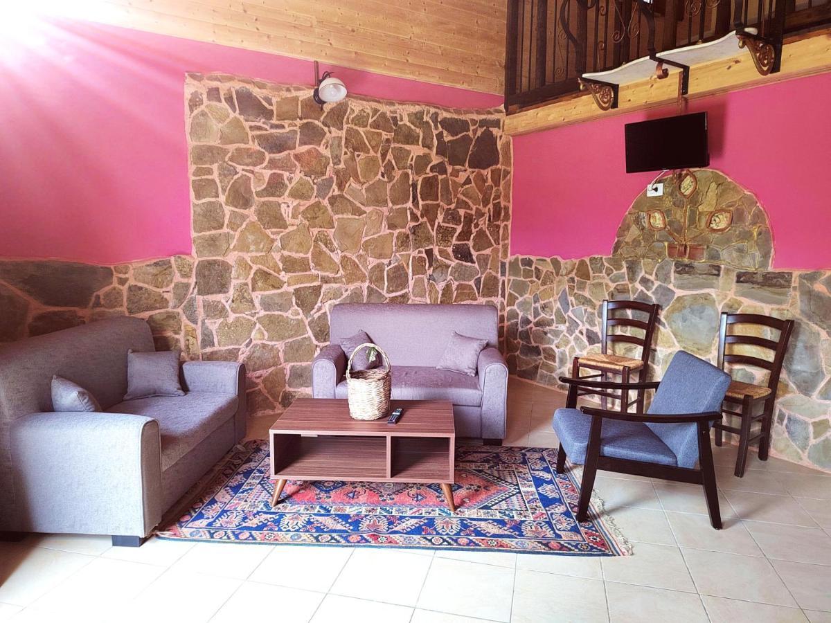 Villaggio Dei Balocchi Castelbuono  Ngoại thất bức ảnh