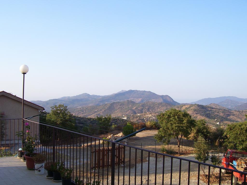 Villaggio Dei Balocchi Castelbuono  Phòng bức ảnh
