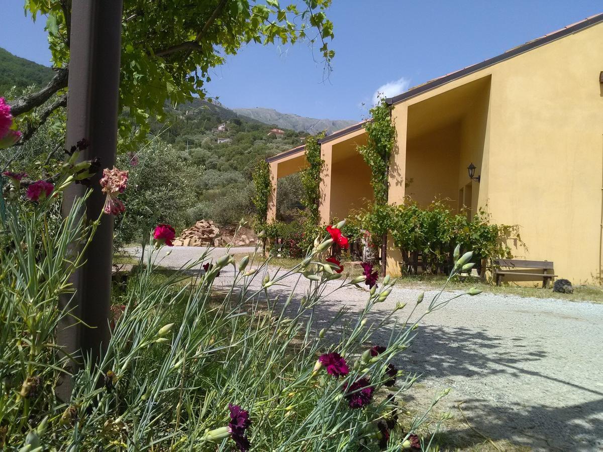 Villaggio Dei Balocchi Castelbuono  Ngoại thất bức ảnh