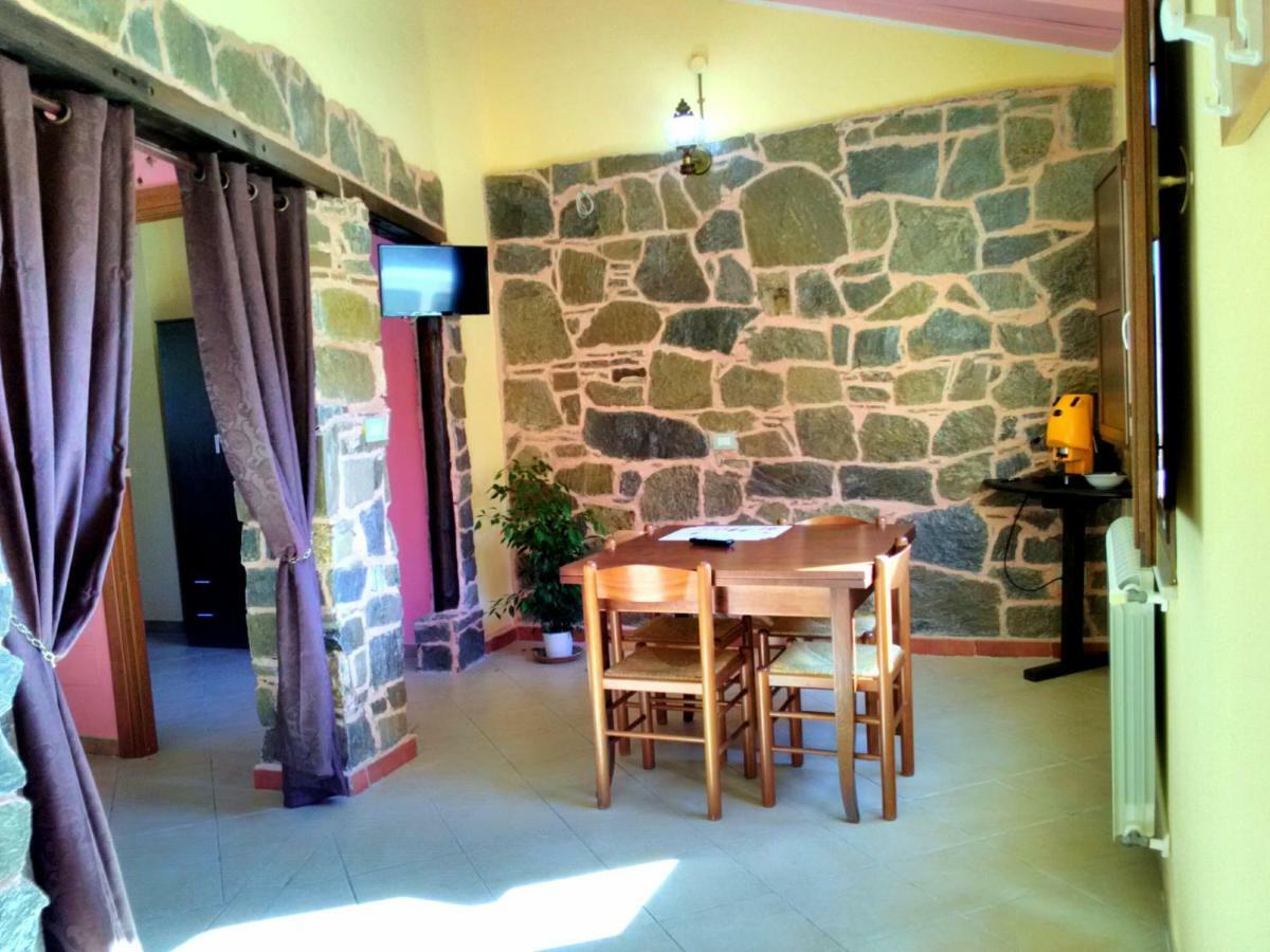 Villaggio Dei Balocchi Castelbuono  Ngoại thất bức ảnh