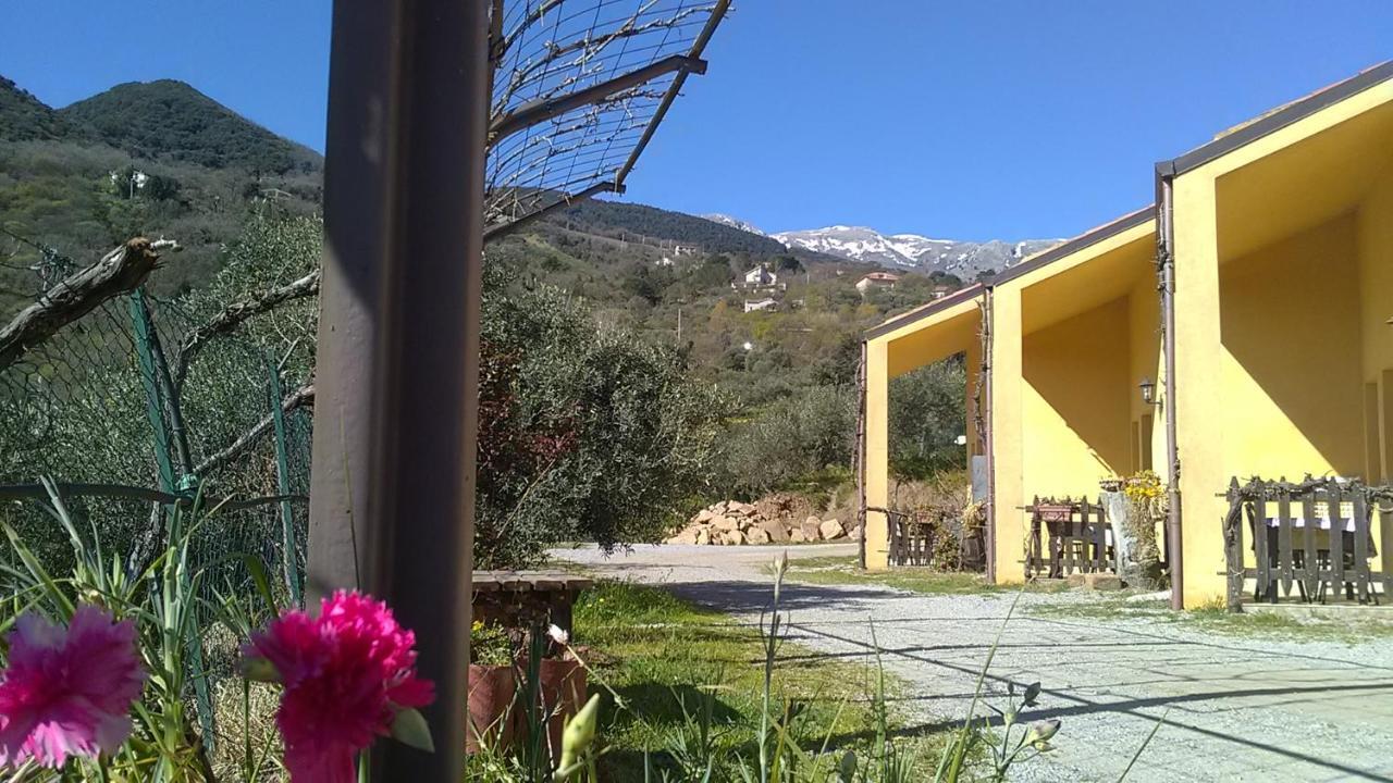Villaggio Dei Balocchi Castelbuono  Ngoại thất bức ảnh